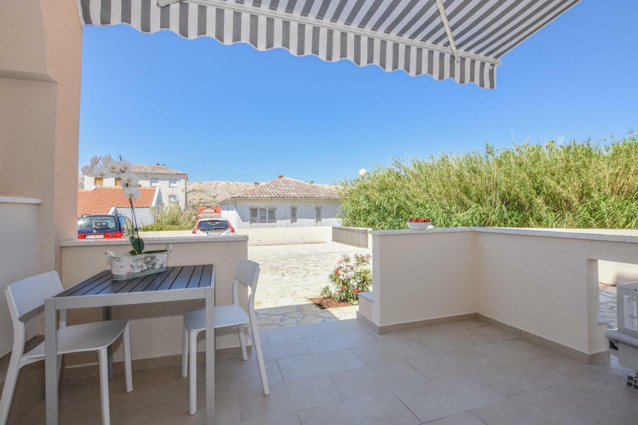 Villa Magena - Luxury Apartments In Pag Center Pag Town Exterior foto
