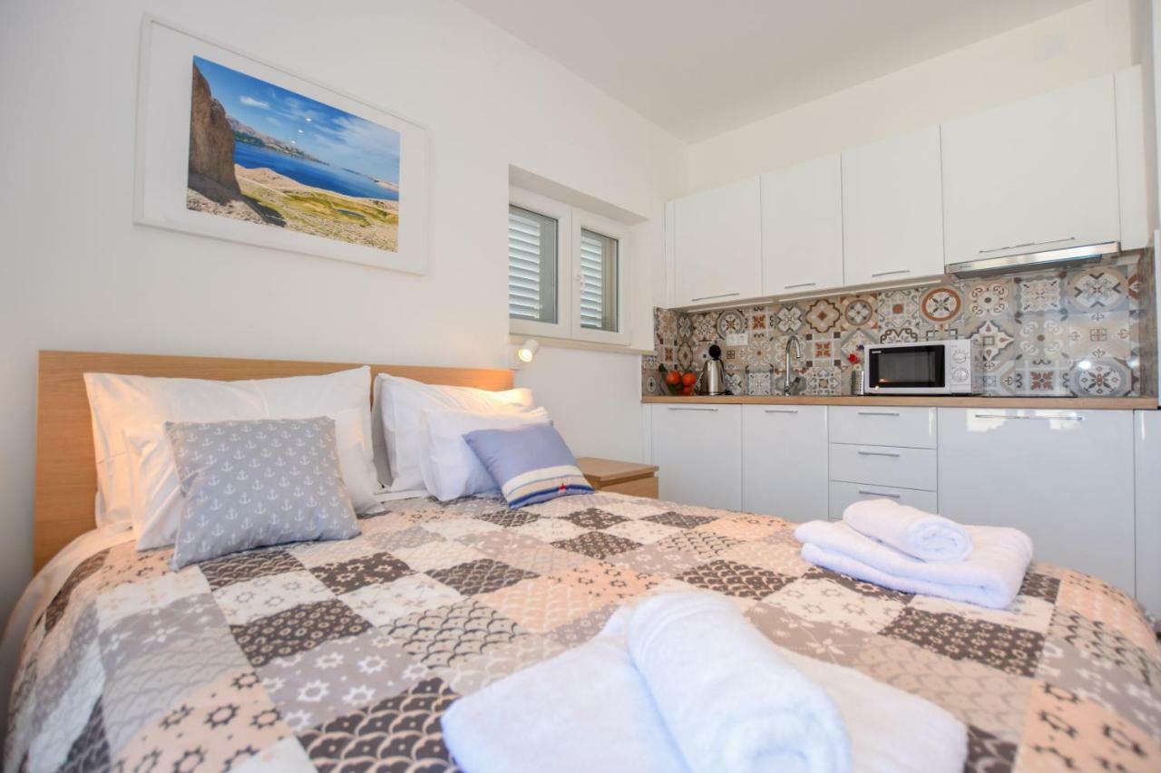 Villa Magena - Luxury Apartments In Pag Center Pag Town Exterior foto
