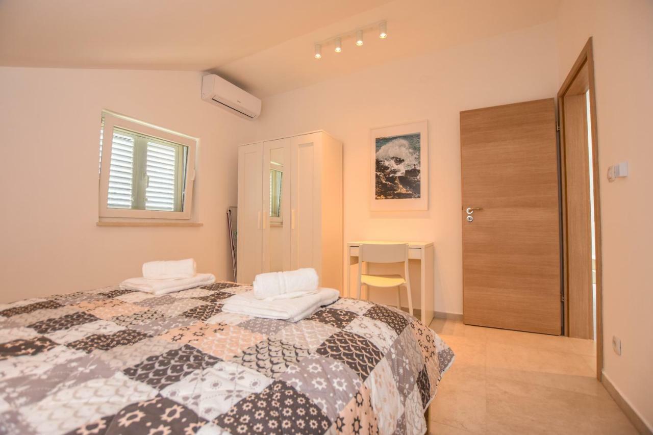 Villa Magena - Luxury Apartments In Pag Center Pag Town Exterior foto
